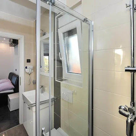 Family Friendly House With A Swimming Pool Privlaka, Zadar - 23636