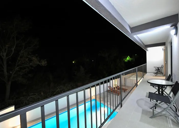 Family Friendly House With A Swimming Pool Privlaka, Zadar - 23636 *