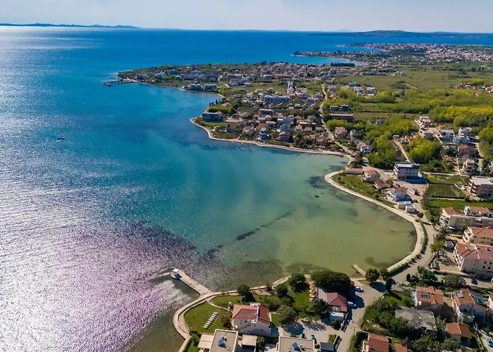 Family Friendly House With A Swimming Pool Privlaka, Zadar - 23636 * 프리블라카