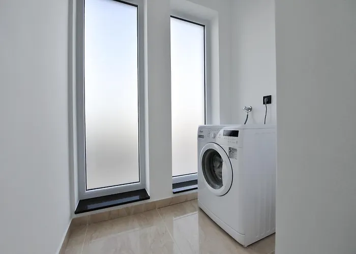 Family Friendly House With A Swimming Pool Privlaka, Zadar - 23636