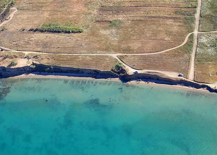 Дом отдыха Family Friendly House With A Swimming Pool Privlaka, Zadar - 23636 *